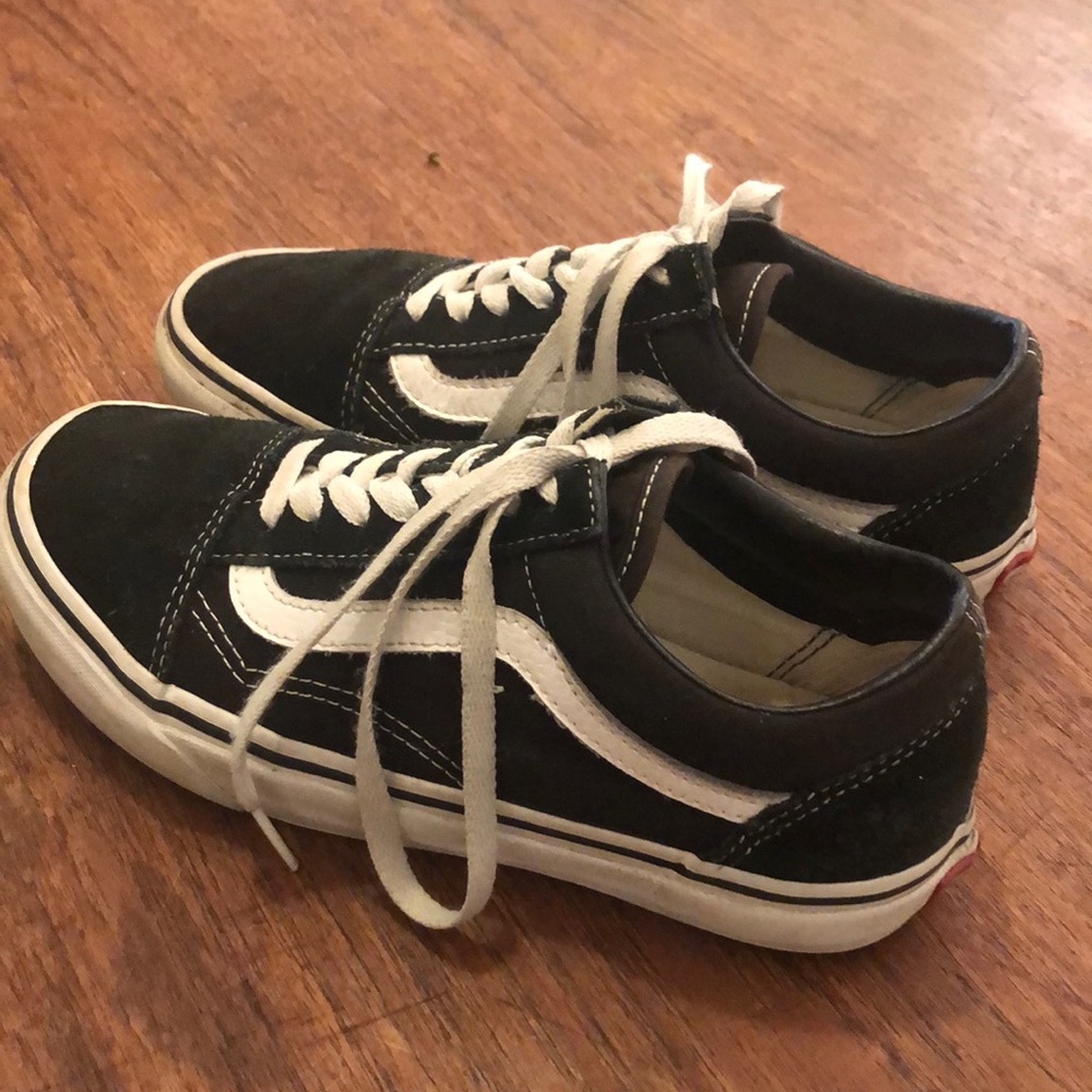 Black old school vans